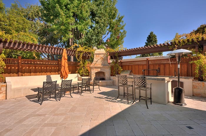 imgi 10 mcbain2 09outdoor kitchen