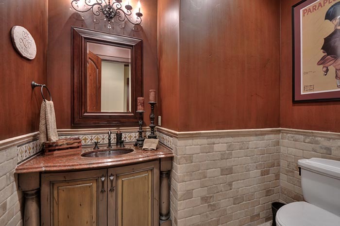 imgi 19 patiodrive 18half bath