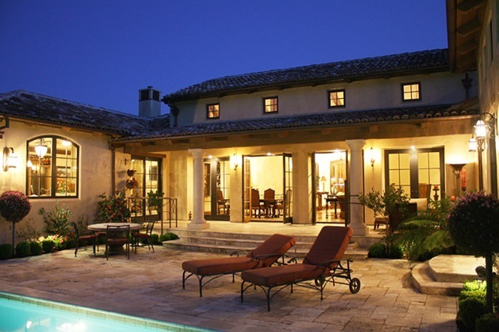 imgi 20 cambell 19patio night