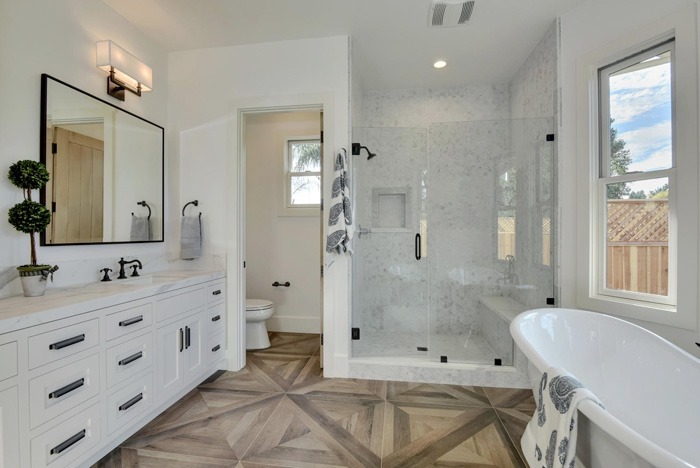 imgi 28 983 terra bella ave willow large 023 27 master bedroom bathroom 1497x1000 72dpi