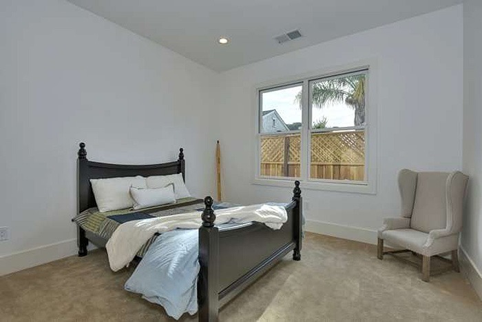 imgi 36 983 terra bella ave willow small 017 44 main floor bedroom one 666x445 72dpi
